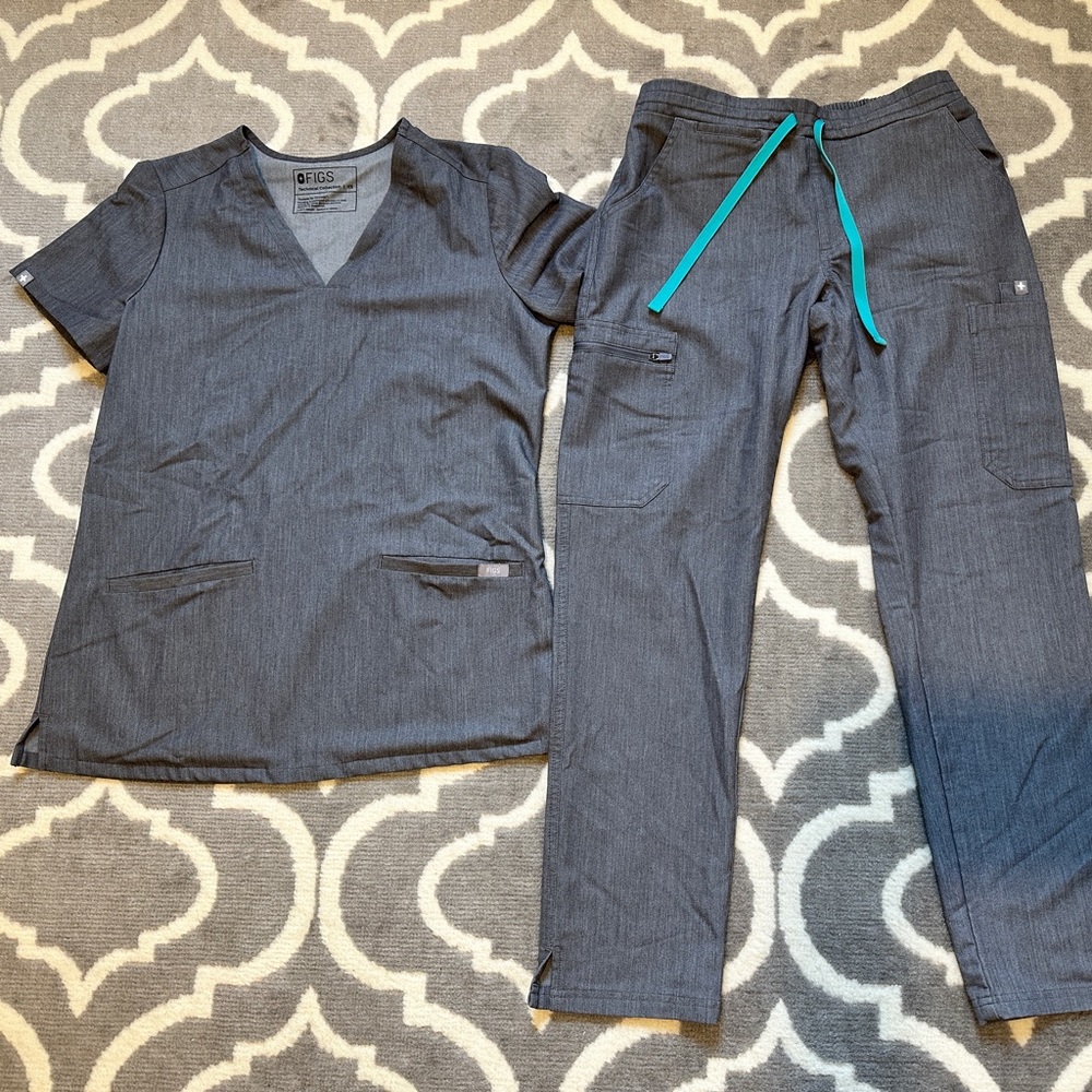 FIGS SCRUB SET Top Pants color Graphite XS XSP Like New